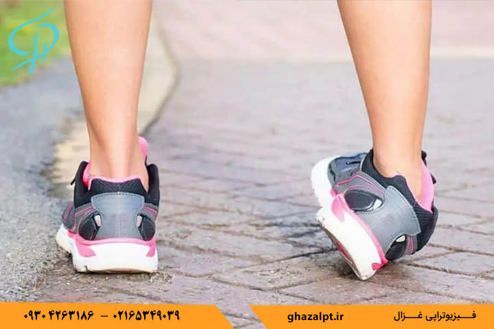 چرا مچ پا پیچ می خورد؟